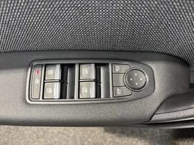 Renault Captur thumbnail 15