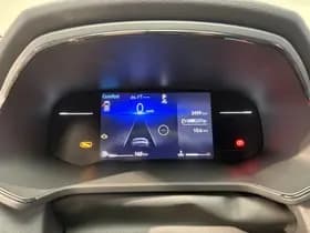 Renault Captur thumbnail 3