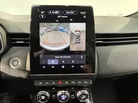 Renault Clio thumbnail 11
