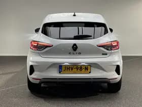 Renault Clio thumbnail 18