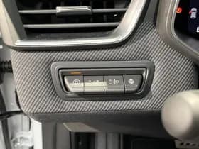 Renault Clio thumbnail 28