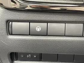Nissan Qashqai thumbnail 14