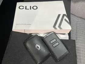 Renault Clio thumbnail 11