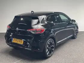 Renault Clio thumbnail 2
