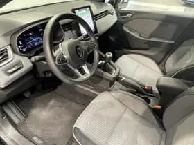 Renault Clio thumbnail 27