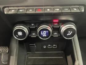 Renault Captur thumbnail 12