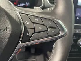 Renault Captur thumbnail 21