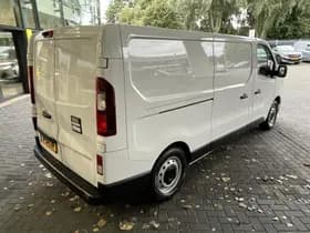 Renault Trafic thumbnail 2