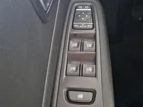 Renault Captur thumbnail 17