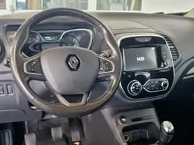 Renault Captur thumbnail 3