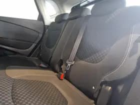 Renault Captur thumbnail 8