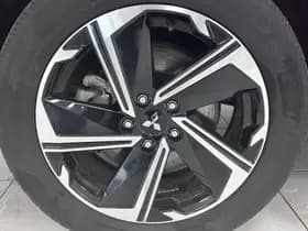 Mitsubishi Eclipse Cross thumbnail 23