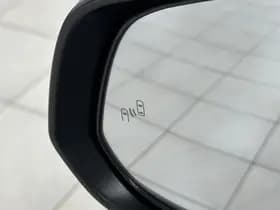 Toyota Corolla thumbnail 13