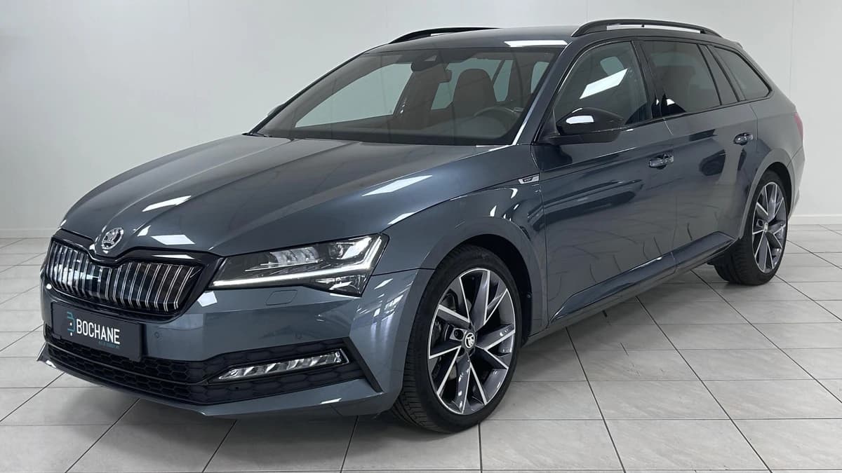 Škoda Superb — foto 1