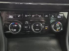 Škoda Superb thumbnail 11