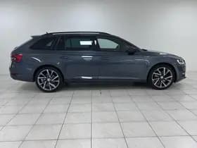 Škoda Superb thumbnail 14