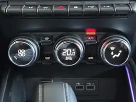Renault Clio thumbnail 14