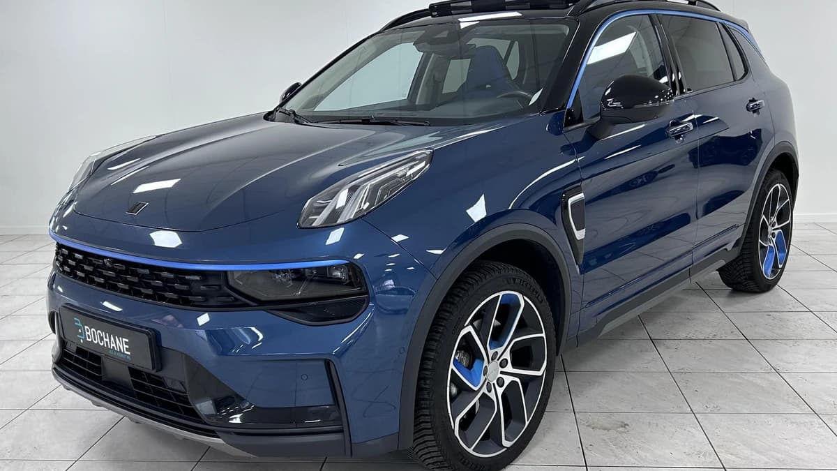 Lynk & Co 01 — foto 1