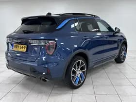 Lynk & Co 01 thumbnail 2