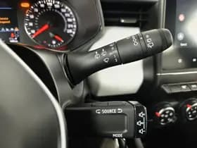 Renault Clio thumbnail 23