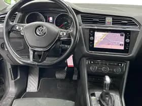 Volkswagen Tiguan thumbnail 3