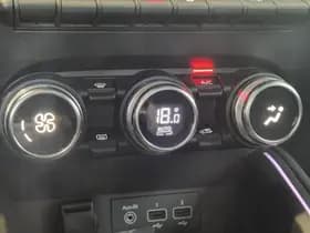 Renault Clio thumbnail 13