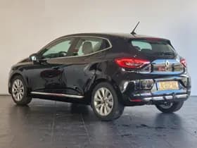 Renault Clio thumbnail 6