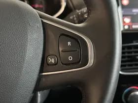 Renault Clio thumbnail 22