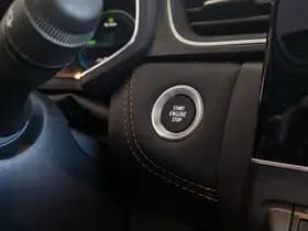 Renault Captur thumbnail 31