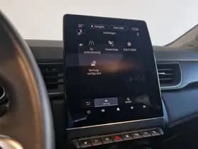 Renault Captur thumbnail 37