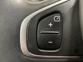 Renault Captur thumbnail 19