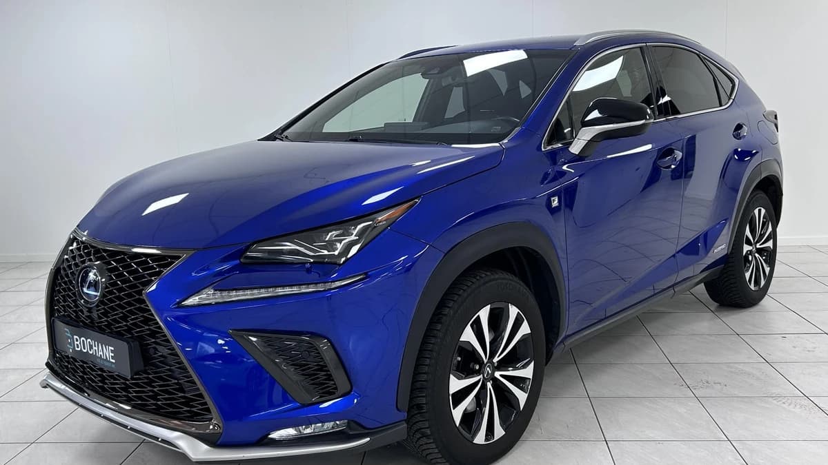 Lexus NX — foto 1