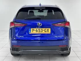 Lexus NX thumbnail 17