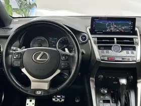 Lexus NX thumbnail 3