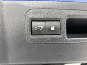 Lexus NX thumbnail 24