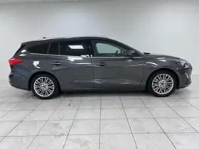 Ford Focus thumbnail 16