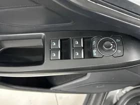 Ford Focus thumbnail 19