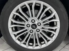 Ford Focus thumbnail 24