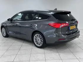 Ford Focus thumbnail 6