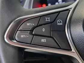 Renault Captur thumbnail 22