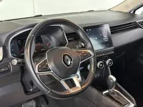 Renault Clio thumbnail 3