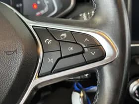 Renault Clio thumbnail 22