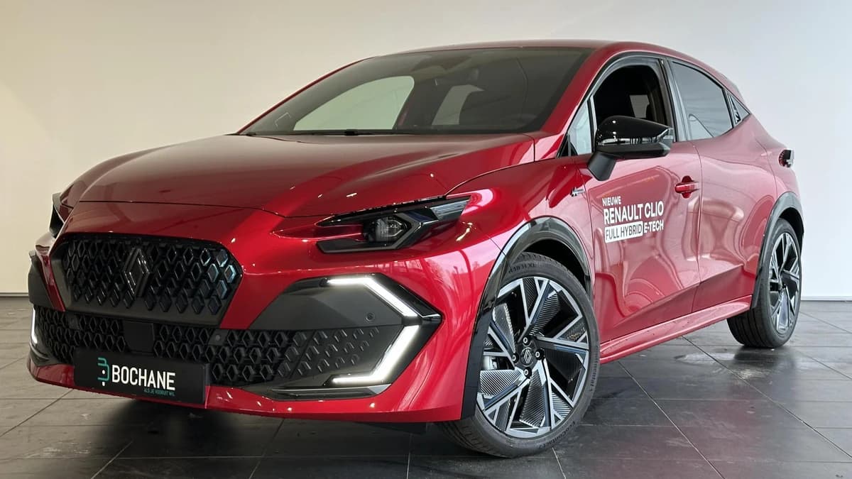 Renault Clio — foto 1