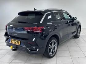 Volkswagen T-Roc thumbnail 2