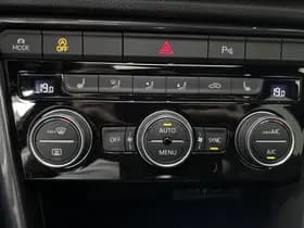 Volkswagen T-Roc thumbnail 12