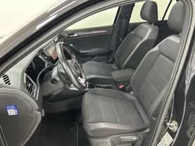 Volkswagen T-Roc thumbnail 7