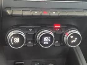 Renault Captur thumbnail 13