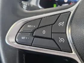 Renault Captur thumbnail 21