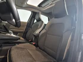 Renault Captur thumbnail 7
