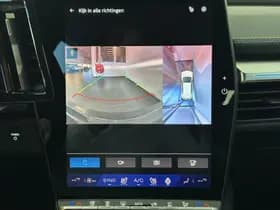 Renault Mégane E-Tech thumbnail 11